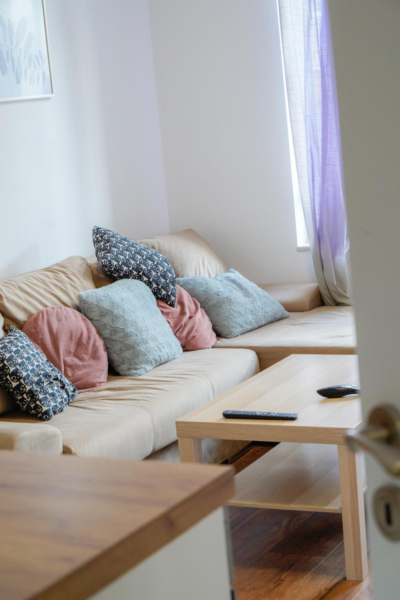 Central Cosy, Fully Renovated 2Bd Near The Cathedral Varna Eksteriør billede