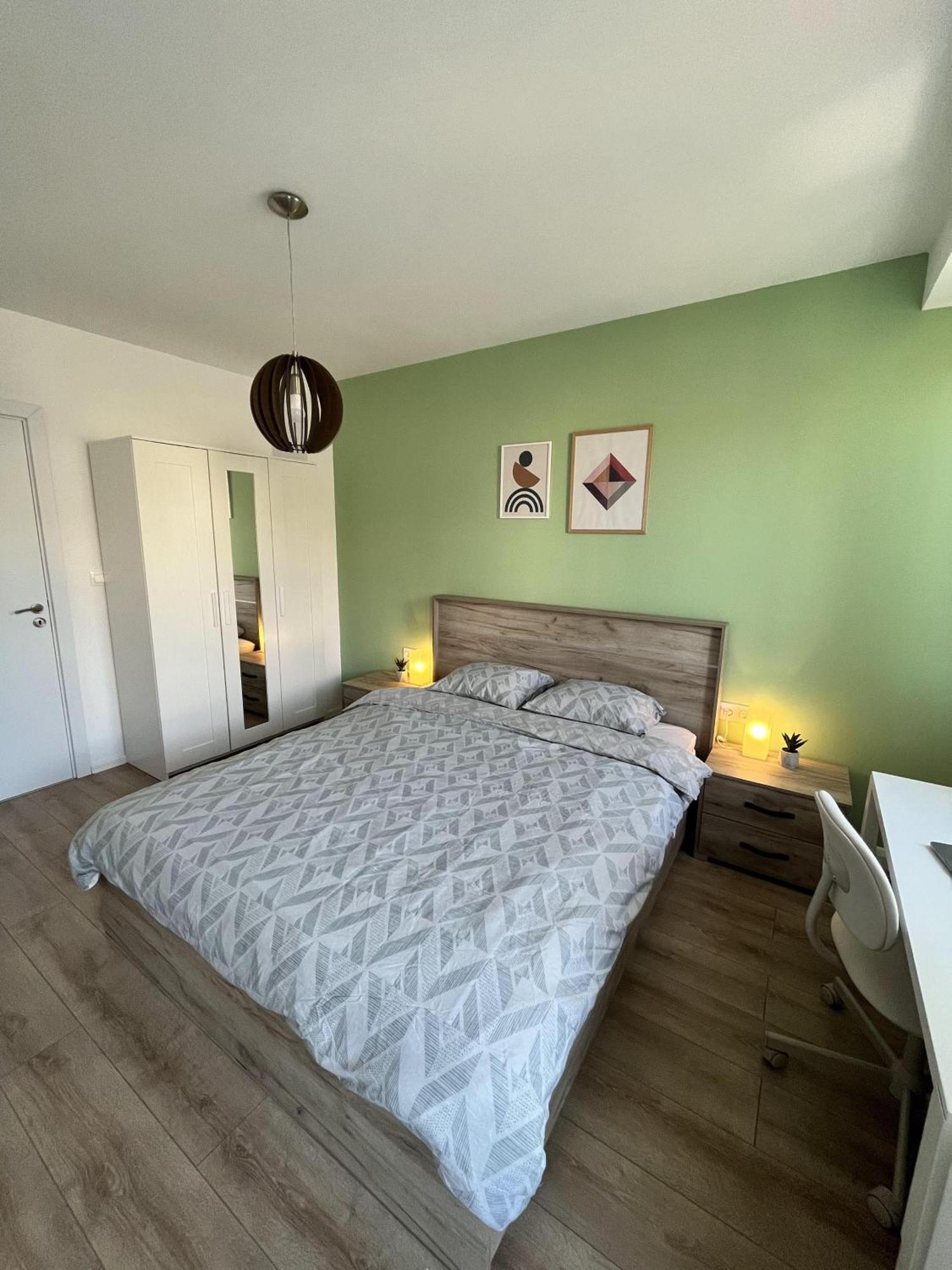 Central Cosy, Fully Renovated 2Bd Near The Cathedral Varna Eksteriør billede