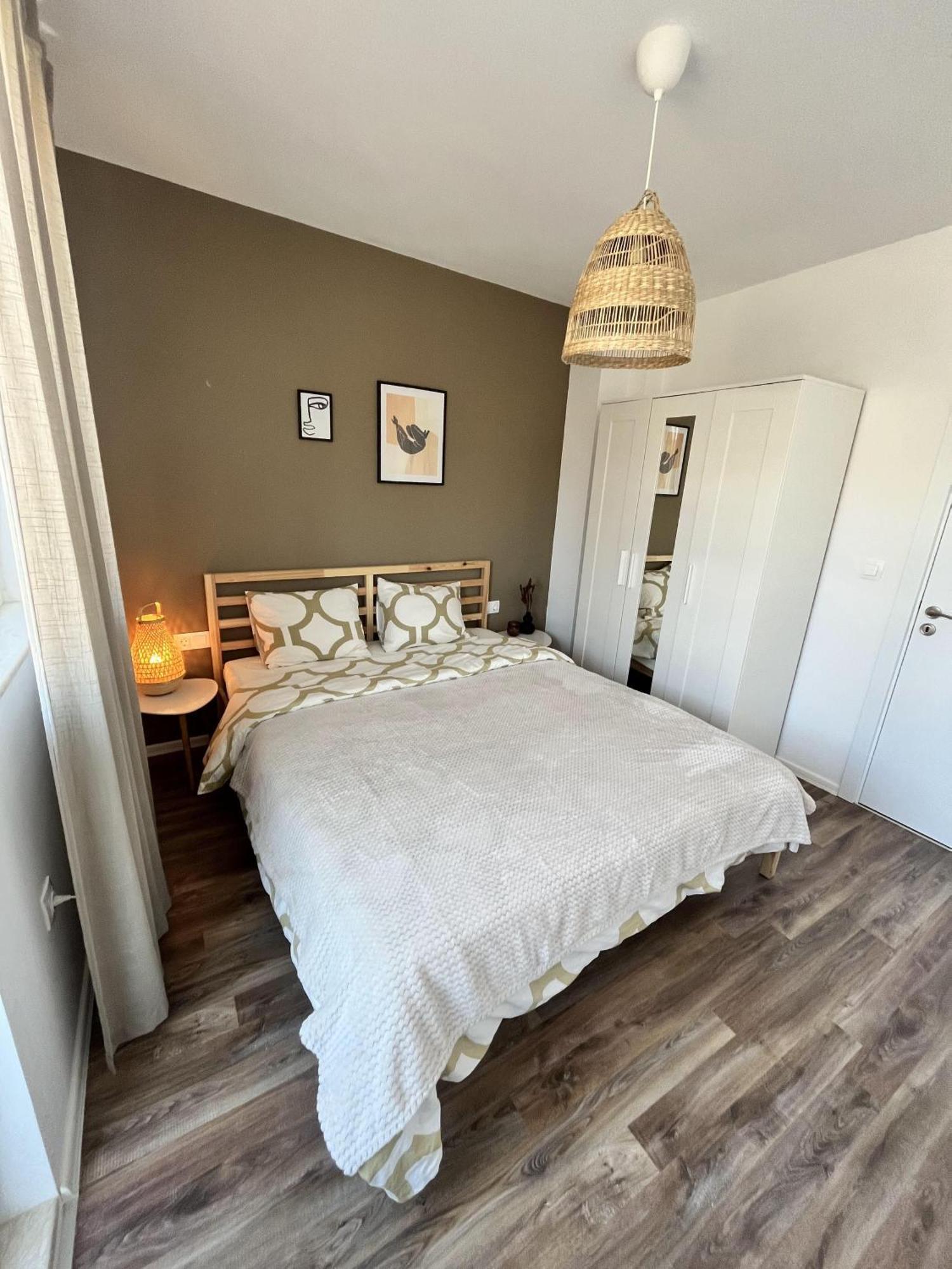 Central Cosy, Fully Renovated 2Bd Near The Cathedral Varna Eksteriør billede