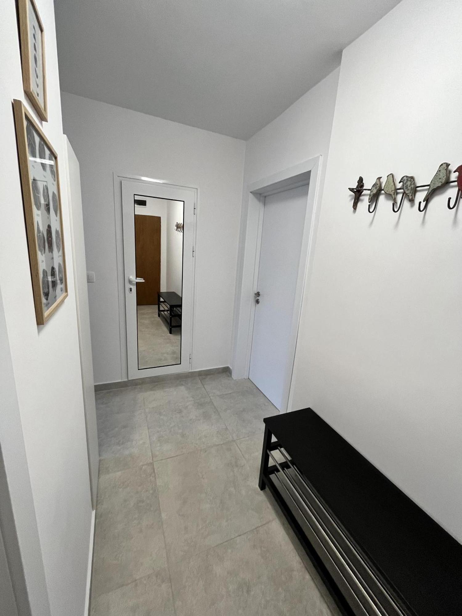 Central Cosy, Fully Renovated 2Bd Near The Cathedral Varna Eksteriør billede